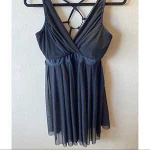 Flyaway Tankini Swim Top in Black